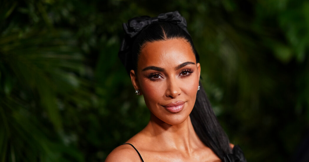 Kim Kardashian to Testify at Paris Trial for 2016 Robbery