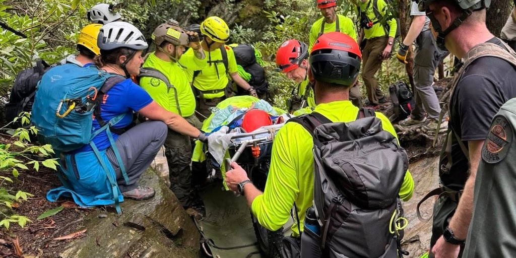 VIDEO: Woman rescued after breaking leg during hike in Tennessee national park