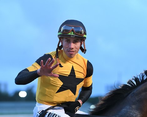 Ortiz Jr., Prat Involved in New Global Jockeys’ League