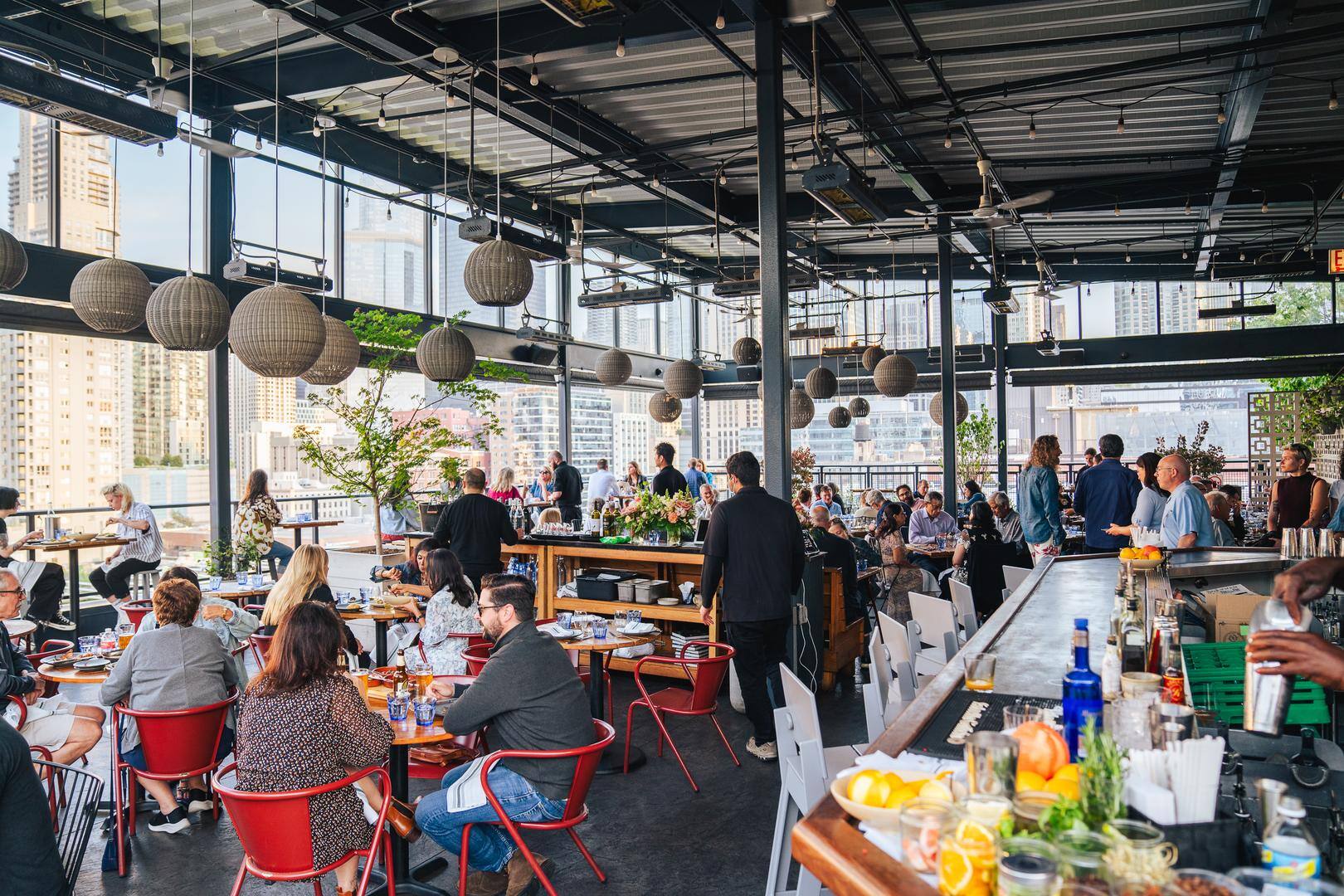 8 Restaurant & Entertainment Ideas for Your Next Corporate Event in Chicago