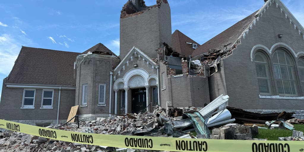 Woman killed after church roof collapses during tornado strike in St. Louis